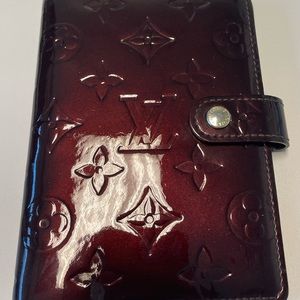 Louis Vuitton Vernis Agenda PM Amarante